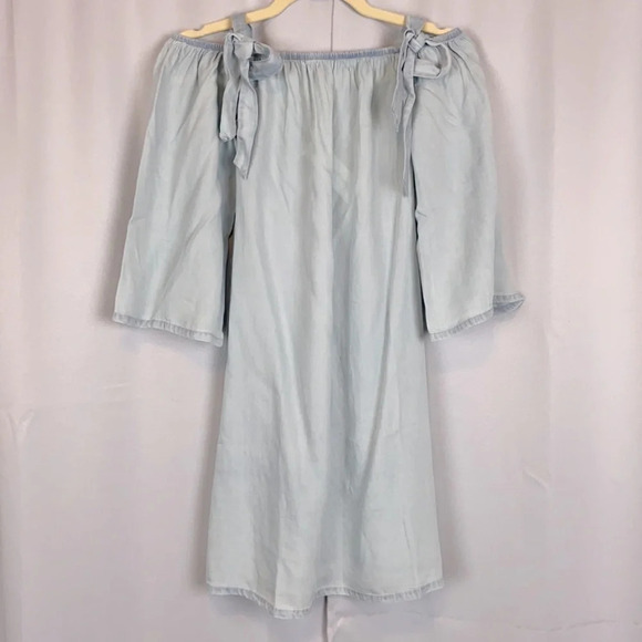 NEW Cupcake & Cashmere Chambray Off-The-Shoulder Dress - Picture 2 of 6